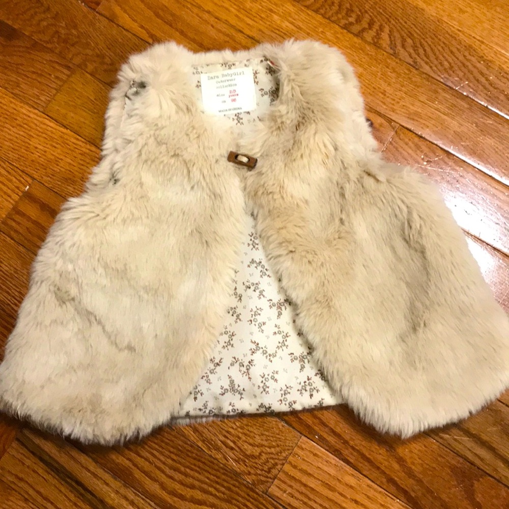 Vest for girl size 2/3 Toddler